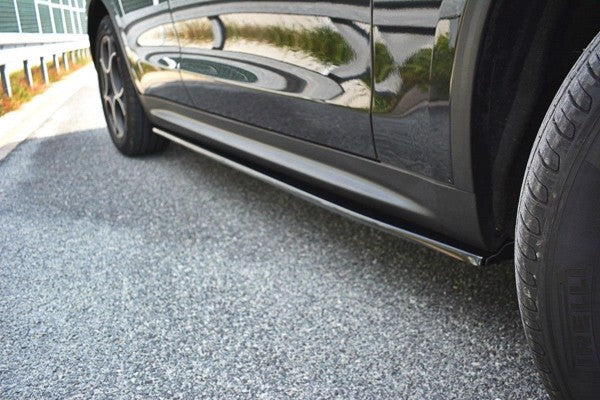 Maxton Side Skirts Diffusers Alfa Romeo Stelvio - Gloss Black