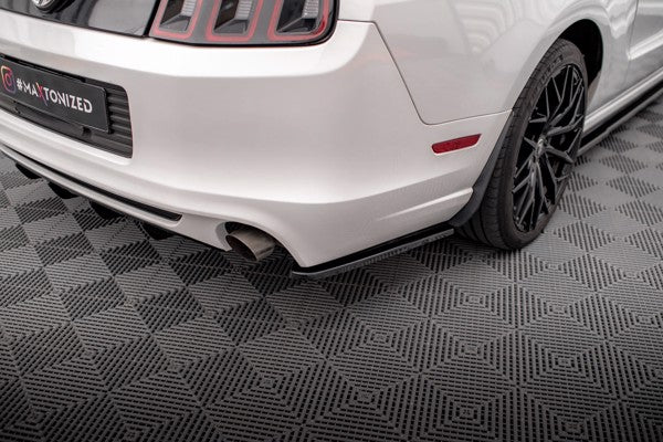 Maxton Rear Side Splitters Ford Mustang Mk5 Facelift - Gloss Black