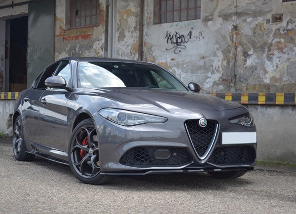 Maxton Front Splitter V.1 Alfa Romeo Giulia Veloce - Gloss Black