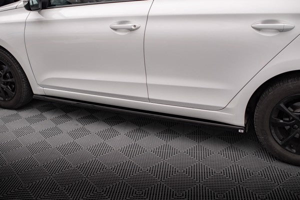 Maxton Side Skirts Diffusers Hyundai I20 Mk2 Facelift - Gloss Black