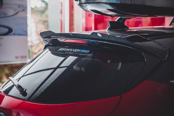 Maxton Spoiler Cap Toyota Corolla Xii Hatchback - Gloss Black