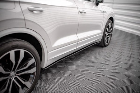 Maxton Side Skirts Diffusers Volkswagen Touareg R-Line Mk3 - Gloss Black