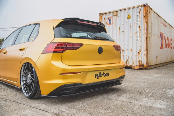 Maxton Central Rear Splitter VW Golf 8 - Gloss Black