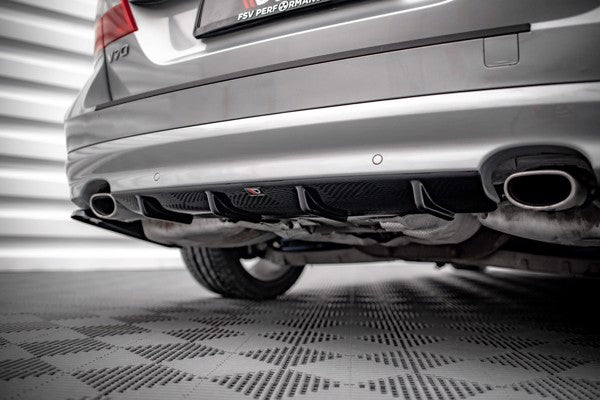 Maxton Rear Valance Volvo V70 Mk3 - Gloss Black