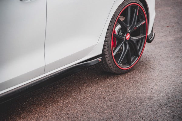 Maxton Side Skirts Diffusers V.3 Volkswagen Golf 8 Gti - Gloss Black