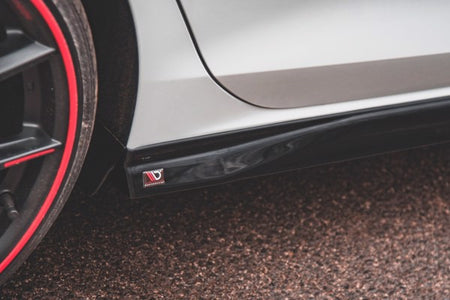 Maxton Side Skirts Diffusers V.3 Volkswagen Golf 8 Gti - Gloss Black