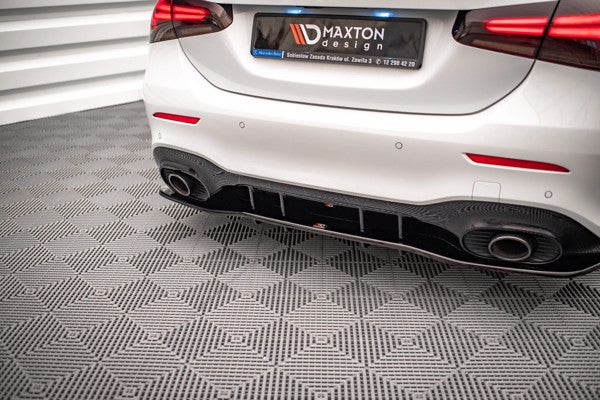 Maxton Central Rear Splitter (With Vertical Bars) V.1 Mercedes A 35 Amg Sedan V177 - Gloss Black