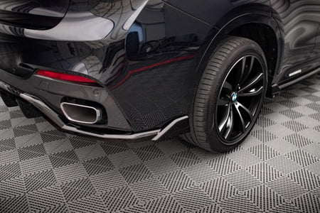 Maxton Central Rear Splitter (With Vertical Bars) BMW X6 M-Pack F16 - Gloss Black