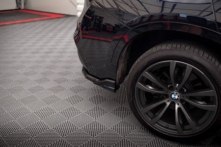 Maxton Central Rear Splitter (With Vertical Bars) BMW X6 M-Pack F16 - Gloss Black