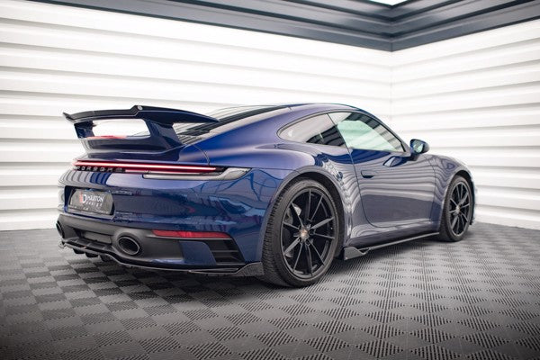 Maxton Central Rear Splitter (With Vertical Bars) V.2 Porsche 911 Carrera Aero 992 - Gloss Black
