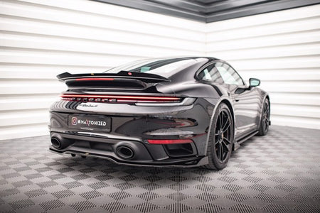 Maxton Central Rear Splitter (With Vertical Bars) Porsche 911 Turbo S 992 - Gloss Black