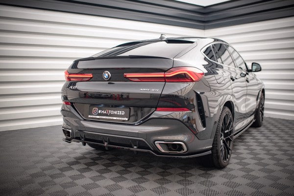 Maxton Central Rear Splitter (With Vertical Bars) V.2 BMW X6 M-Pack G06 - Gloss Black