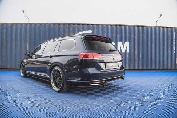 Maxton Central Rear Splitter Volkswagen Passat B8 - Gloss Black