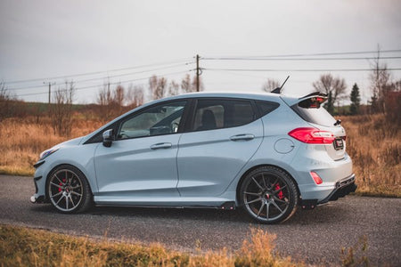 Maxton Side Skirts Diffusers + Flaps V.2 Ford Fiesta St / St-Line - Gloss Black