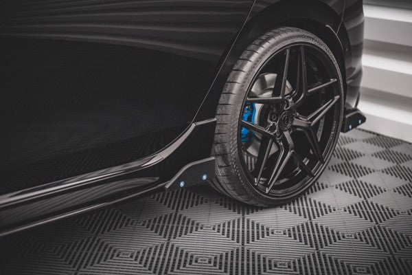 Maxton Side Skirts Diffusers + Flaps V.2 Volkswagen Golf R Mk8 - Gloss Black