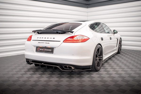 Maxton Central Rear Splitter (With Vertical Bars) Porsche Panamera Turbo 970 - Gloss Black