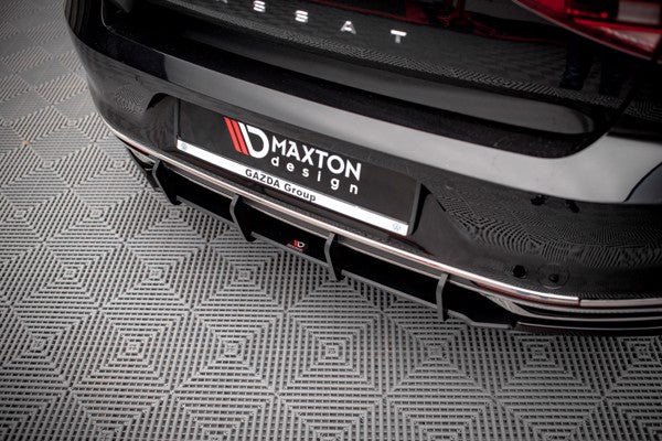 Maxton Street Pro Rear Diffuser Volkwagen Passat B8 Facelift - Black