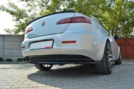 Maxton Central Rear Splitter Alfa Romeo 159 (Without Vertical Bars) - Gloss Black