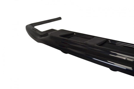 Maxton Central Rear Splitter Lexus Is Mk3 H (With Vertical Bars) - Gloss Black