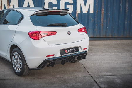 Maxton Spoiler Cap Alfa Romeo Giulietta Facelift - Gloss Black