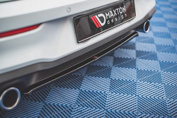 Maxton Central Rear Splitter Volkswagen Golf 8 Gti - Gloss Black