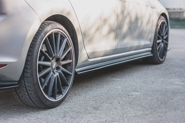 Maxton Side Skirts Diffusers V.2 VW Golf 7 Gti (Narrow) - Gloss Black