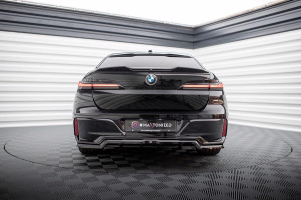 Maxton Central Rear Splitter (With Vertical Bars) BMW 7 M-Pack G70 - Gloss Black