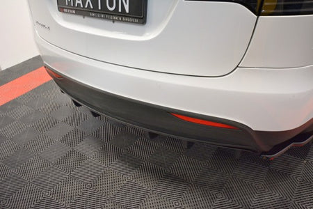 Maxton Rear Valance Tesla Model X - Gloss Black