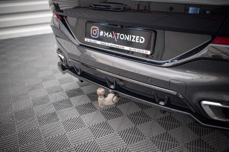 Maxton Central Rear Splitter (With Vertical Bars) V.3 BMW X6 M-Pack G06 - Gloss Black