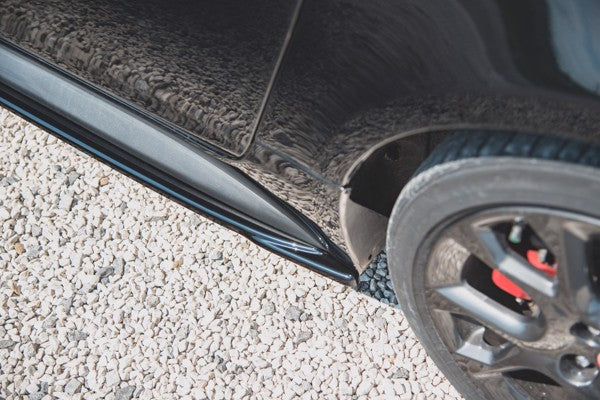 Maxton Side Skirts Diffusers Fiat 124 Spider Abarth - Gloss Black