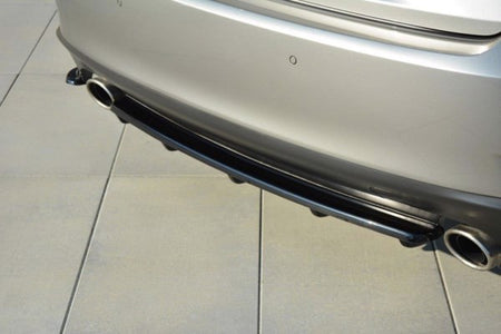 Maxton Central Rear Splitter Lexus Is Mk3 T (With Vertical Bars) - Gloss Black