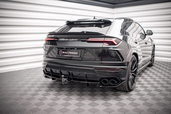 Maxton Central Rear Splitter (With Vertical Bars) Lamborghini Urus Mk1