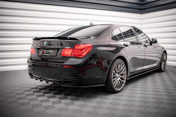 Maxton Central Rear Splitter (With Vertical Bars) BMW 7 M-Pack F01 - Gloss Black