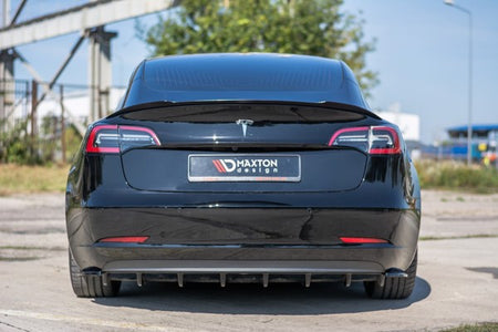 Maxton Rear Valance Tesla Model 3 - Gloss Black