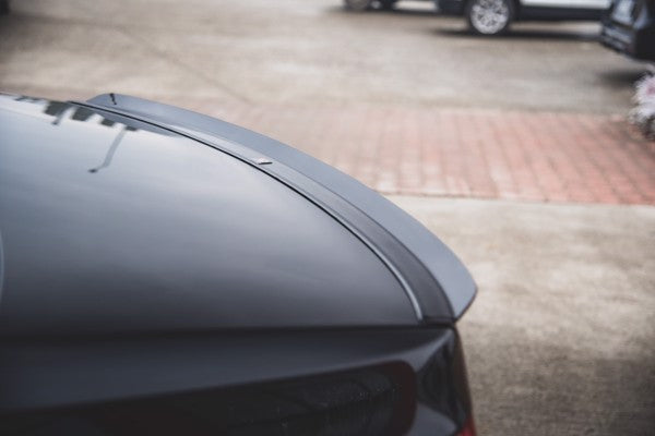 Maxton Spoiler Cap For BMW 7 M-Pack G11 - Gloss Black