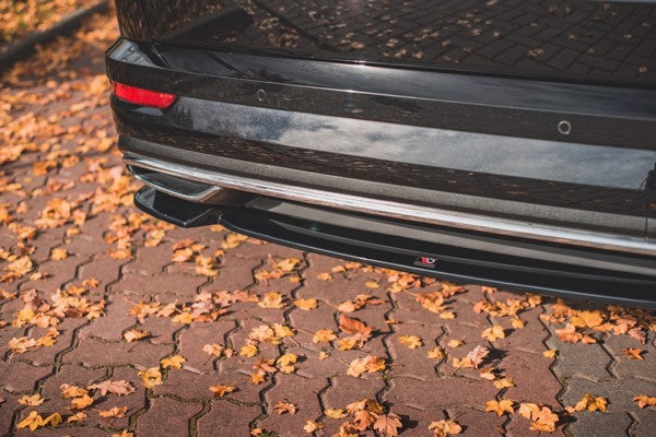 Maxton Central Rear Splitter Skoda Karoq Sportline - Gloss Black