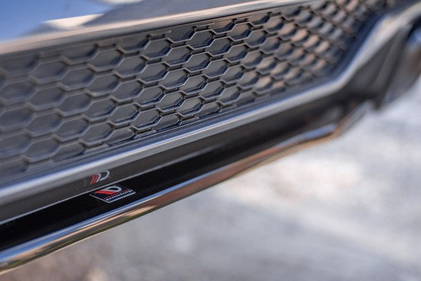 Maxton Central Rear Splitter For BMW X4 M-Pack G02 - Gloss Black