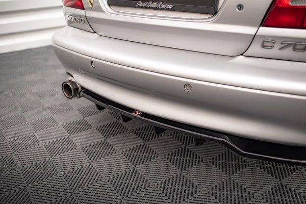 Maxton Central Rear Splitter (With Vertical Bars) Volvo C70 Mk1 - Gloss Black