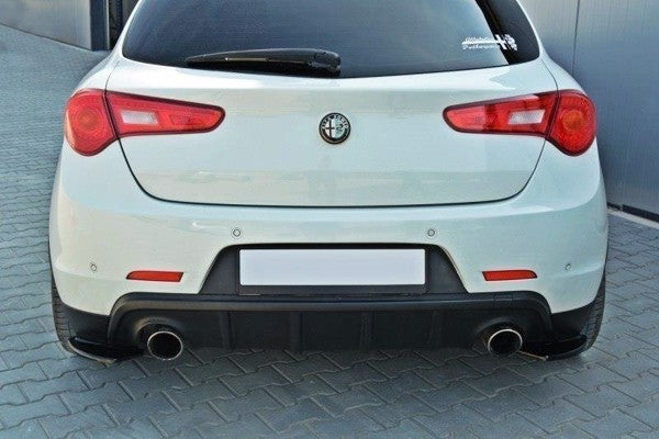 Maxton Rear Side Splitters Alfa Romeo Giulietta - Gloss Black