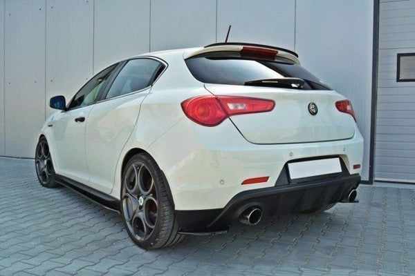 Maxton Rear Side Splitters Alfa Romeo Giulietta - Gloss Black