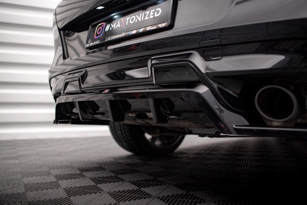 Maxton Central Rear Splitter (With Vertical Bars) BMW X6 M F96 - Gloss Black