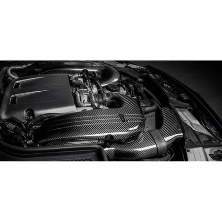Eventuri carbon indsugningssystem til Mercedes X205 C63/C63S AMG varianter med højtydende luftfiltre og kulfiber komponenter.