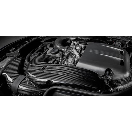 Eventuri carbon indsugningssystem til Mercedes X205 C63/C63S AMG varianter med højtydende luftfiltre og kulfiber komponenter.