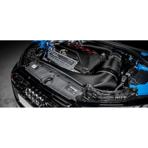 Eventuri Carbon Intake system til Audi RS3 8Y 2020+ og Facelift 2025 med kulfiber rør og rød performance luftfilter