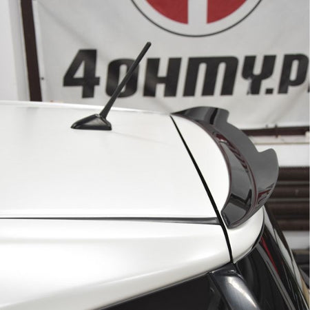 Maxton Spoiler Cap Toyota IQ - Gloss Black