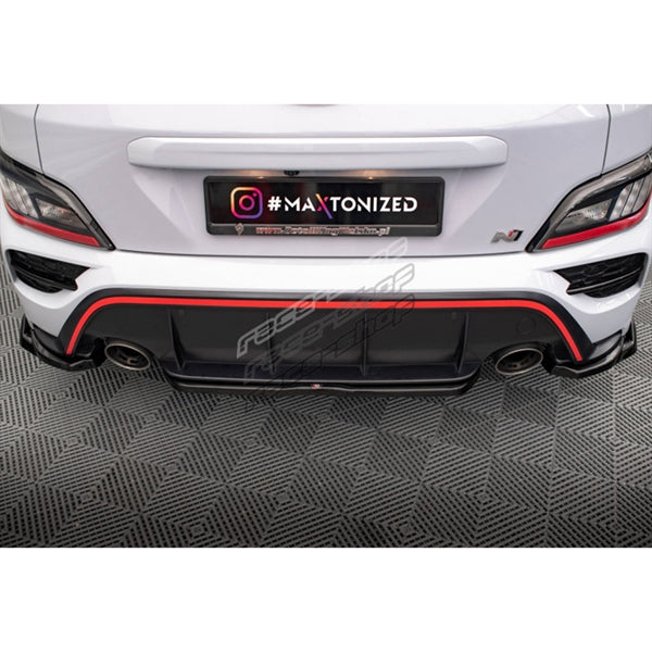 Maxton Central Rear Splitter For Hyundai Kona N Mk1 - Gloss Black