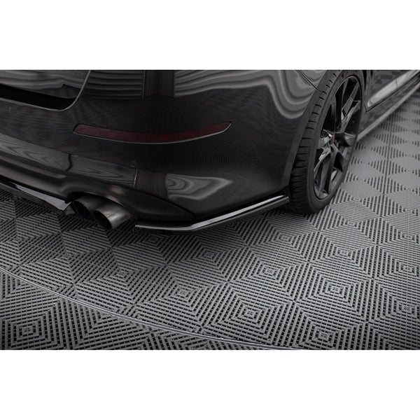Maxton Central Rear Splitter (With Vertical Bars) Kia Optima MK3