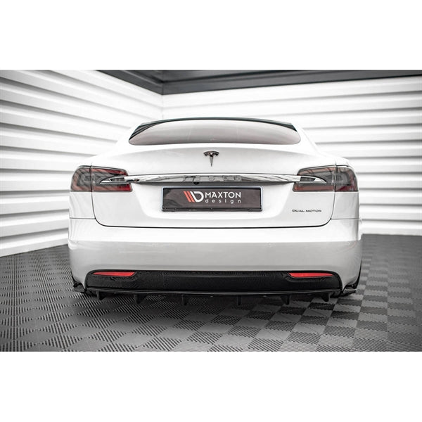 Maxton Rear Valance Tesla Model S Facelift - Gloss Black