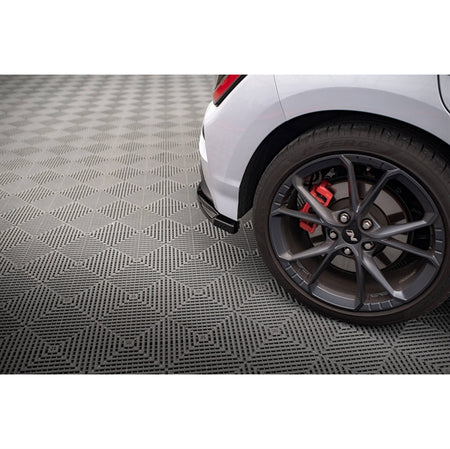 Maxton Rear Side Splitters V.1 Hyundai Kona Mk1 - Gloss Black