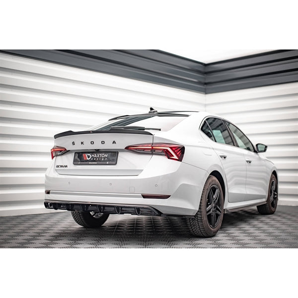 eng_pl_Rear-Splitter-with-vertical-bars-Skoda-Octavia-Mk4-14151_2